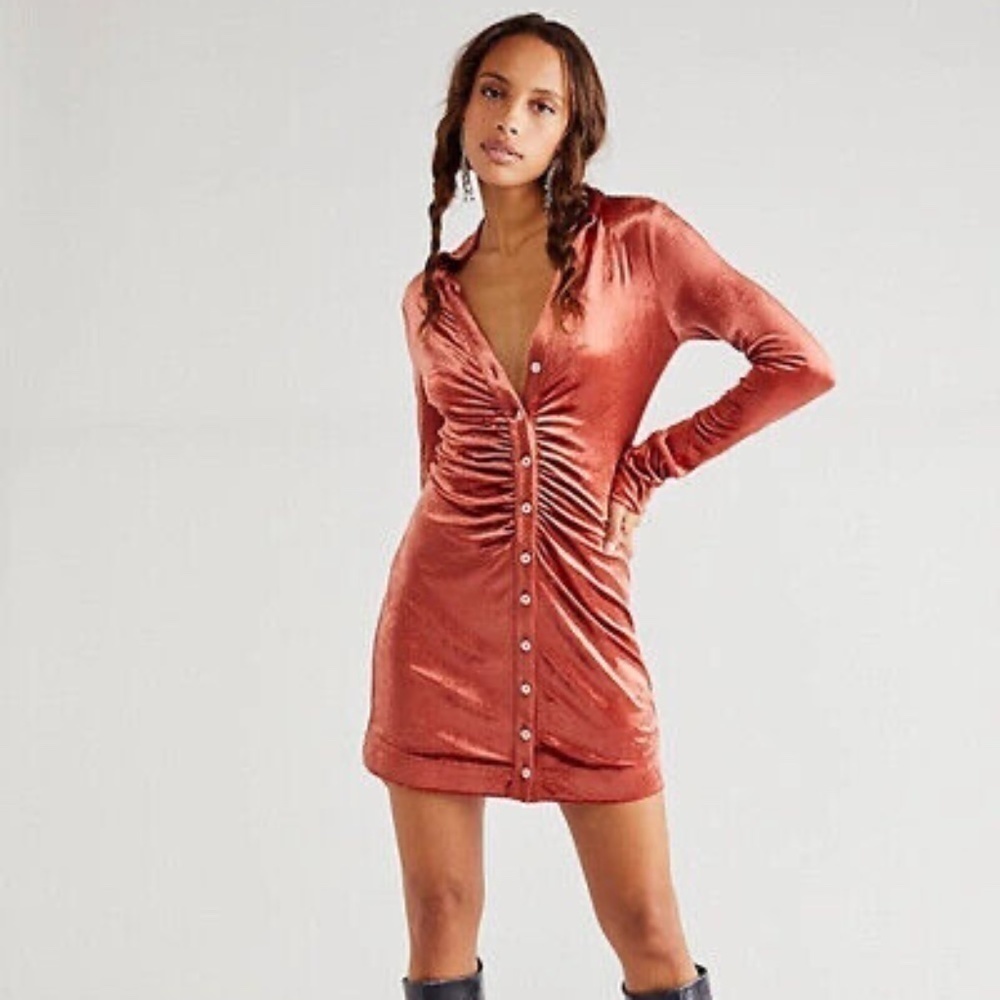 NWT Free People Shayla Terracotta Velvet Stretch Button Up Mini Dress Size M - Picture 2 of 3